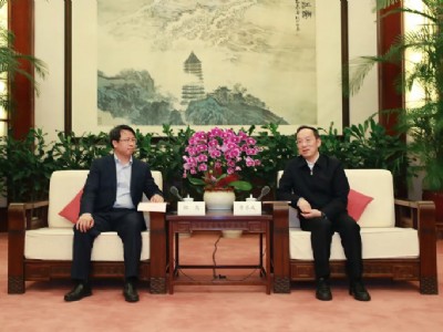 湖北省常务副省长李乐成在杭会见公司总经理郭嵩等企业家代表