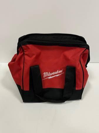 Milwaukee Tool Bag.jpg