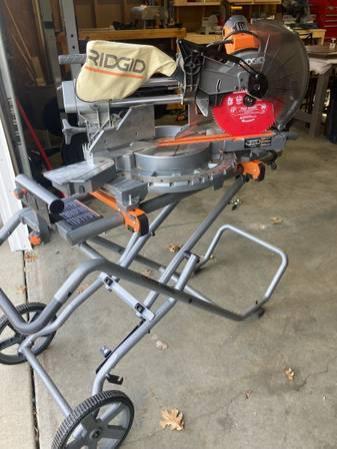 12 in Ridgid Miter saw with stand.jpg