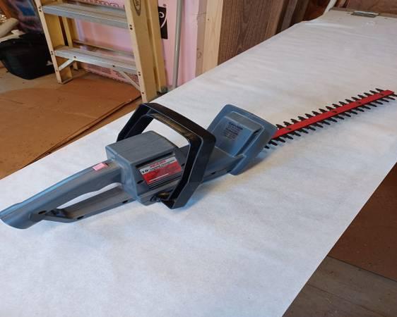 Sears Hedge Trimmer 18