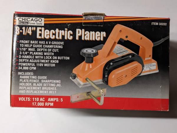 Tools Planer by Chicago Electric.jpg