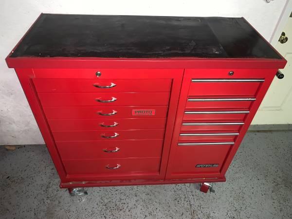 Rolling heavy duty tool box cart excellent condition.jpg
