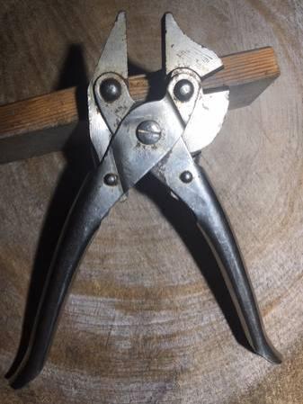 Sargent (Parallel) Pliers - Wire Cutters.jpg