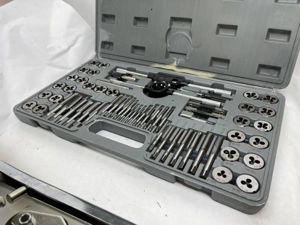 60 Piece Metric & SAE Standard Threading Tap and Die Tool Set with Sto.jpg