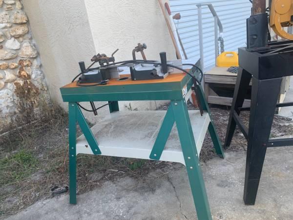 Grissly router table. Heavey G0528.jpg