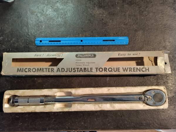 2 Drive Torque Wrench, Click-type, Mechanics Products 200DB.jpg