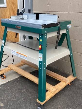 Grizzly sliding router table.jpg