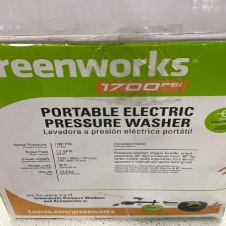 Greenworks 1700 PSI 1.2-Gallon-GPM Cold Water Electric Pressure Washer.jpg